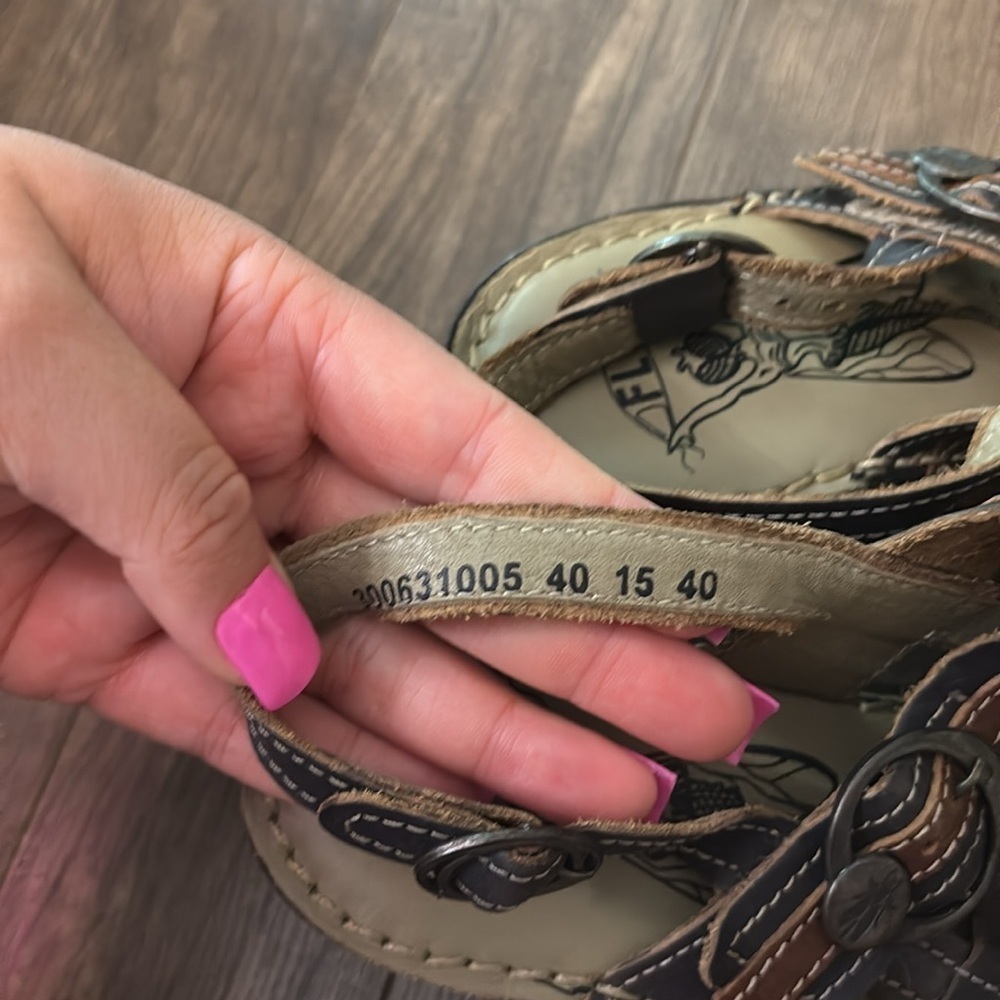 Fly London Salm Verde 631 Sandals - Picture 5 of 6